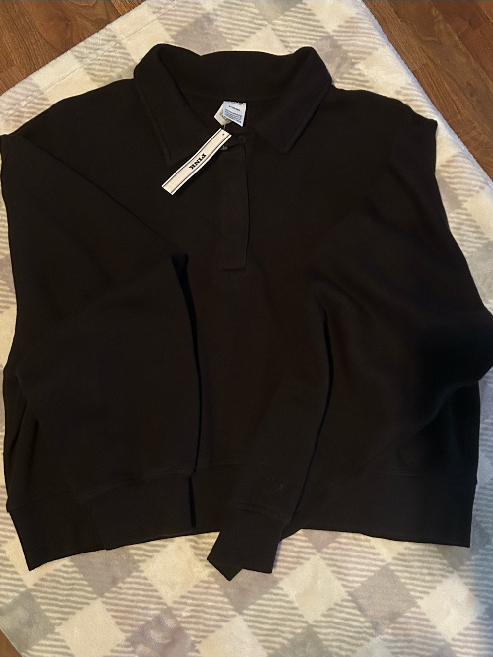 PINK Victoria's Secret Black Cropped Polo pullover Sweatshirt New size Medium - Picture 2 of 5